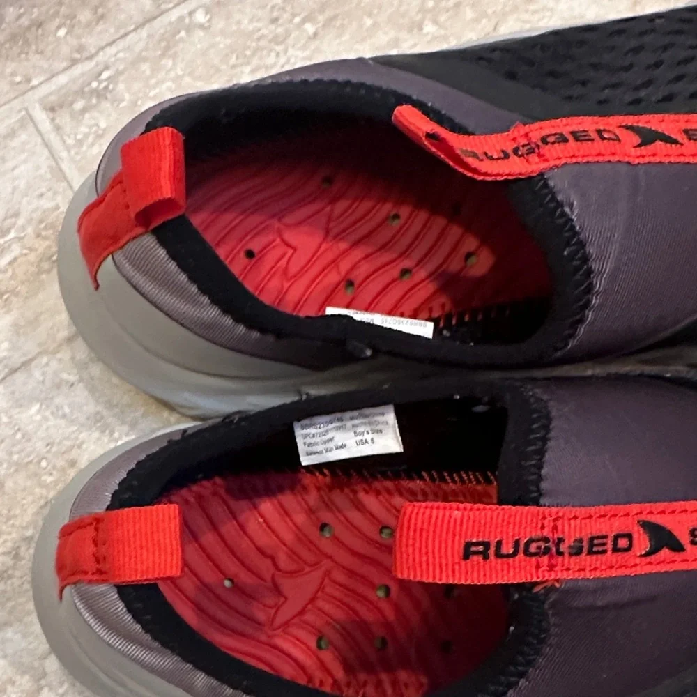 Rugged Shark Kids Black Water Shoes